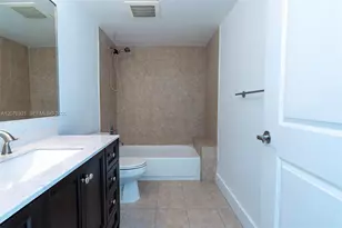 2641 N Flamingo Rd, Sunrise, FL 33323 - Photo 35