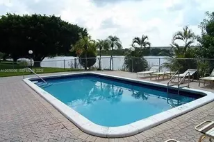 3280 Spanish Moss Terrace, Lauderhill, FL 33319 - Photo 15