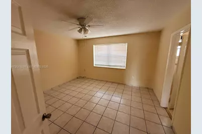 1154 W 35th St #223, Hialeah, FL 33012 - Photo 9