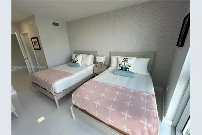 6620 Indian Creek Dr #505, Miami Beach, FL 33141 - Photo 13