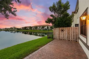 8442 Lake Majesty Ln, Parkland, FL 33076 - Photo 21