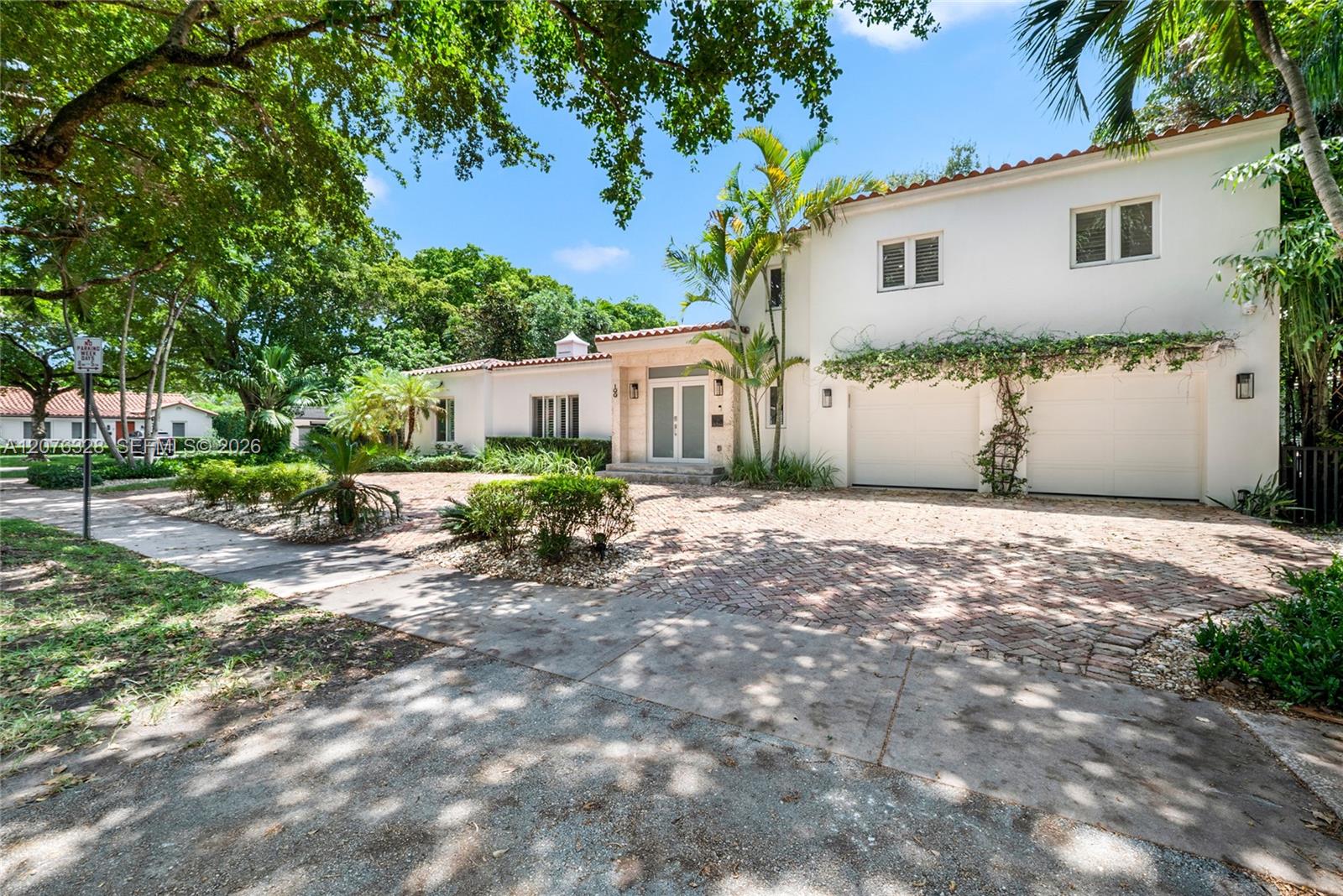 100 Sarto Ave - 100 Sarto Ave, Coral Gables, FL 33134 Luxury Property | Jose Angel Pina