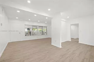 1701 NW 19th Ave, Miami, FL 33125 - Photo 25