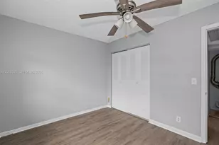 901 SW 128th Terrace, Pembroke Pines, FL 33027 - Photo 17