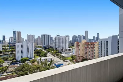 36 NW 6th Ave #TS-3, Miami, FL 33128 - Photo 35
