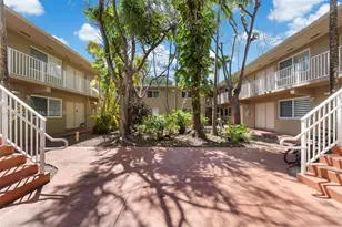 6330 SW 79th St, South Miami, FL 33143 - Photo 15