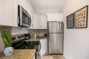 124 Mendoza Ave, Coral Gables, FL 33134 - Photo 7