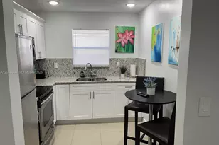 1723 Wiley St, Hollywood, FL 33020 - Photo 7