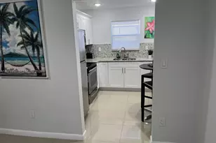 1723 Wiley St, Hollywood, FL 33020 - Photo 5