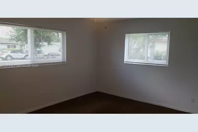 8320 NW 24th Ct, Pembroke Pines, FL 33024 - Photo 15