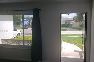 8320 NW 24th Ct, Pembroke Pines, FL 33024 - Photo 13