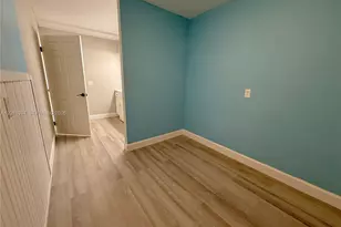 1520 Whitehall Dr, Davie, FL 33324 - Photo 29