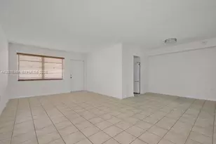 7620 Carlyle Ave, Miami Beach, FL 33141 - Photo 17
