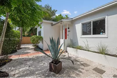 8230 NE 1st Pl, Miami, FL 33138 - Photo 29