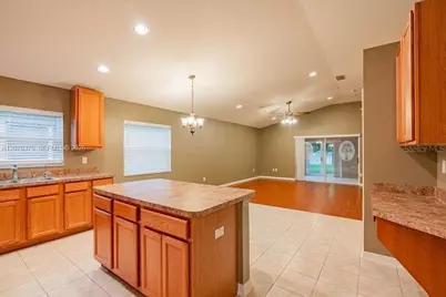 311 Delwood Breck St, Other City - In The State Of Florida, FL 33570 - Photo 25