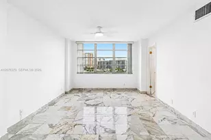 137 Golden Isles Dr, Hallandale Beach, FL 33009 - Photo 9