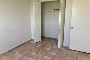 8145 NW 7th St, Miami, FL 33126 - Photo 15