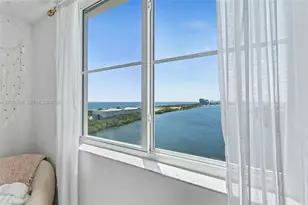 500 Bayview Dr, Sunny Isles Beach, FL 33160 - Photo 23