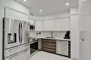500 Bayview Dr, Sunny Isles Beach, FL 33160 - Photo 19