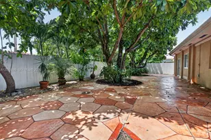 8936 SW 11th St, Miami, FL 33174 - Photo 41