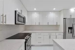 90 Edgewater Dr, Coral Gables, FL 33133 - Photo 5