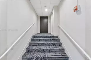 90 Edgewater Dr, Coral Gables, FL 33133 - Photo 19