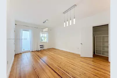 2463 Pine Tree Dr #3, Miami Beach, FL 33140 - Photo 3