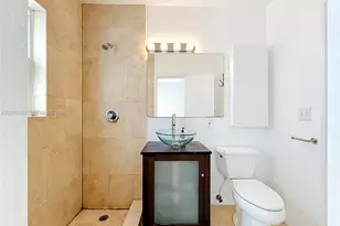 2463 Pine Tree Dr, Miami Beach, FL 33140 - Photo 13