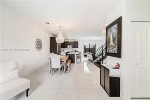 519 SW 91st Pl, Miami, FL 33174 - Photo 7
