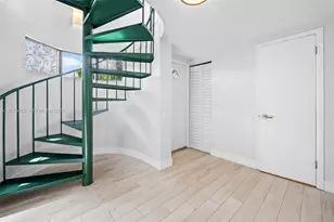 7140 SW 111th Ct, Miami, FL 33173 - Photo 13