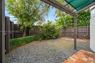7140 SW 111th Ct, Miami, FL 33173 - Photo 3