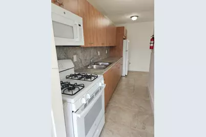 1085 SW 37th Ave #12, Miami, FL 33135 - Photo 3
