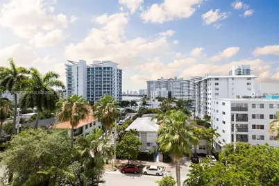 1621 Bay Rd #604, Miami Beach, FL 33139 - Photo 5