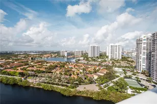 20505 E Country Club Dr, Aventura, FL 33180 - Photo 1