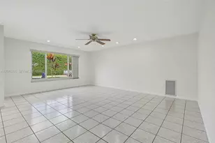 17721 SW 93rd Ave, Palmetto Bay, FL 33157 - Photo 3