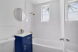 1525 Meridian Ave, Miami Beach, FL 33139 - Photo 15