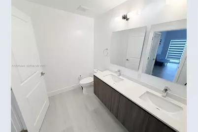 1938 Jackson St #202, Hollywood, FL 33020 - Photo 15