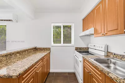 520 NE 82nd Ter #5, Miami, FL 33138 - Photo 13