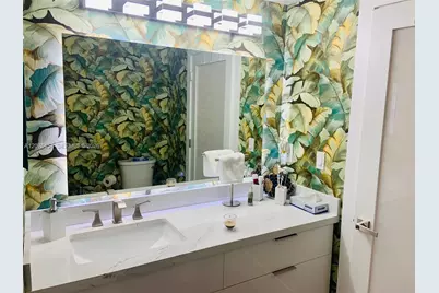 6422 Collins Ave #804, Miami Beach, FL 33141 - Photo 13