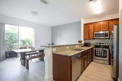 8925 SW 18th St #404, Miramar, FL 33025 - Photo 7