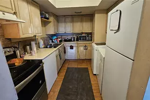 5870 NW 21st St, Lauderhill, FL 33313 - Photo 9