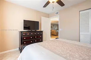 10346 NW 24th Pl, Sunrise, FL 33322 - Photo 9