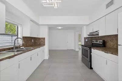 17150 NE 18th Ave #17150, North Miami Beach, FL 33162 - Photo 9