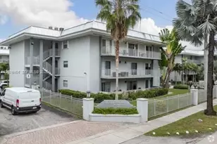 7701 SW 88th St, Miami, FL 33156 - Photo 11