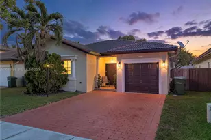 2851 NE 42nd Ave, Homestead, FL 33033 - Photo 3