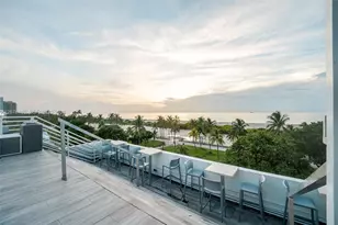 1060 Ocean Dr, Miami Beach, FL 33139 - Photo 23