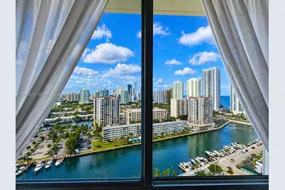 300 Bayview Dr #PH11, Sunny Isles Beach, FL 33160 - Photo 7