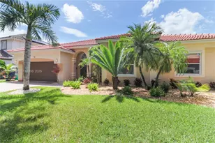 10256 NW 53rd Ct, Coral Springs, FL 33076 - Photo 3