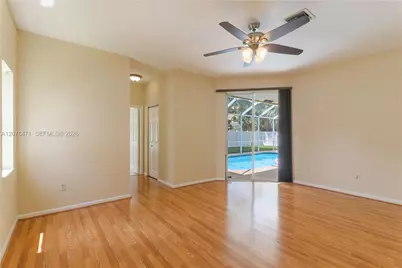 10256 NW 53rd Ct, Coral Springs, FL 33076 - Photo 11