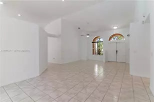 10256 NW 53rd Ct, Coral Springs, FL 33076 - Photo 9